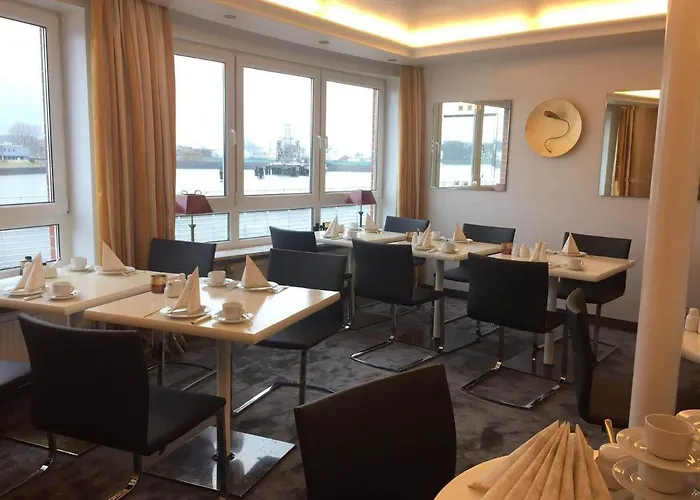 Am Elbufer 3* Hamburg